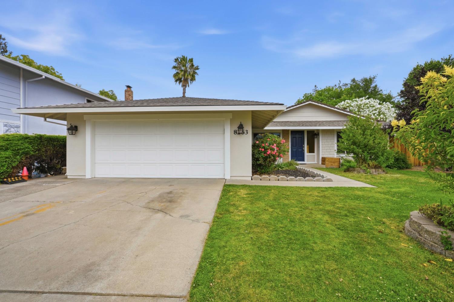 8263 Scarlet Oak Circle