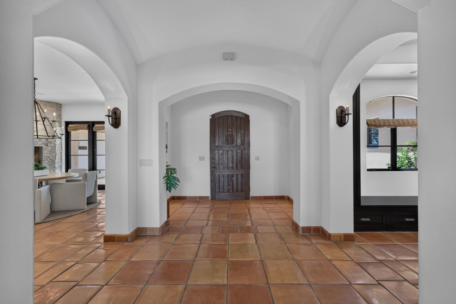 4873 Moreau Court