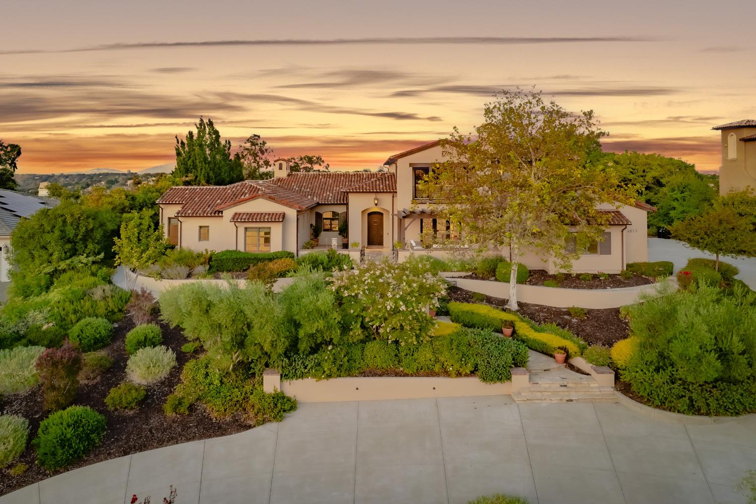 4873 Moreau Court