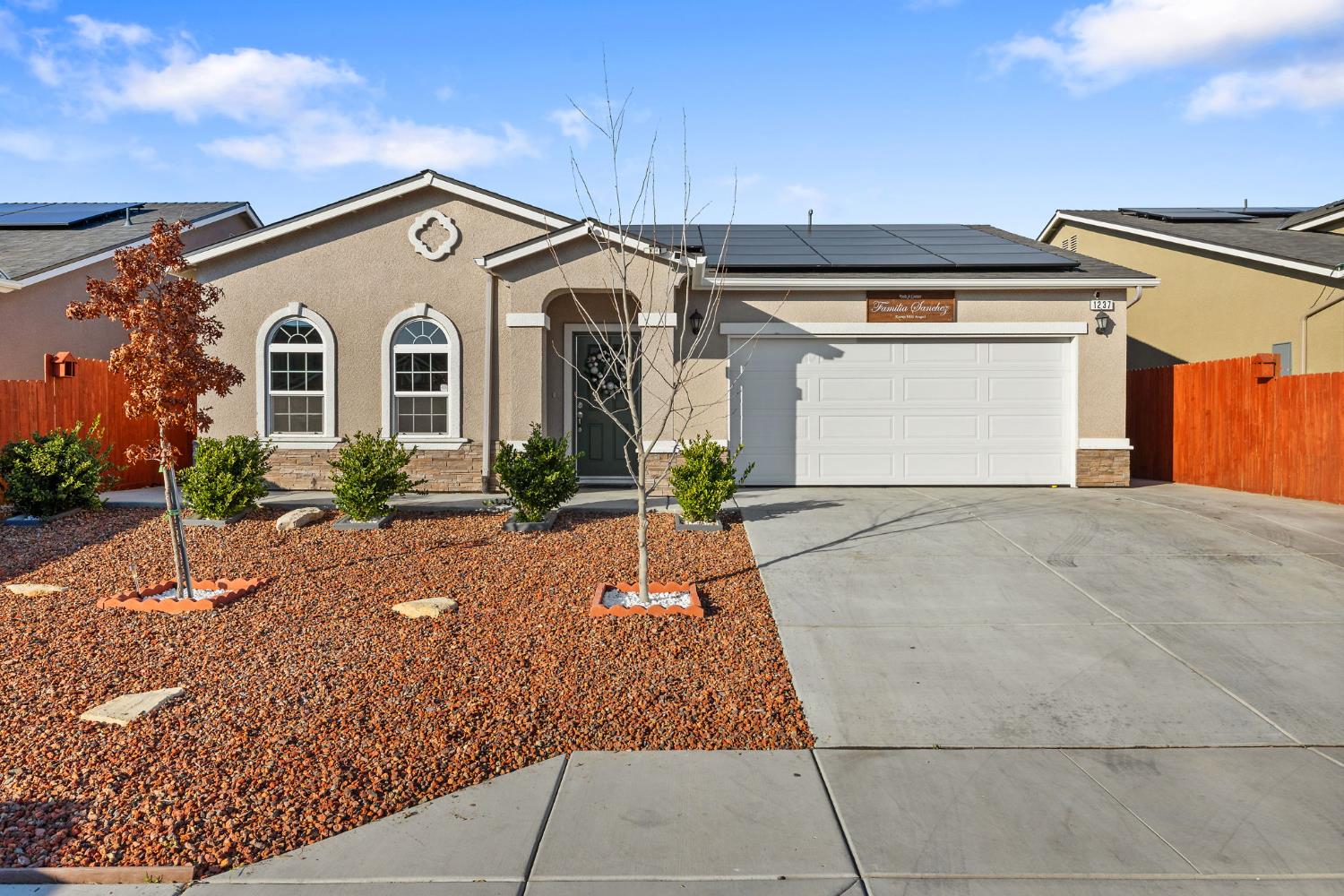 1237 E Orange Street