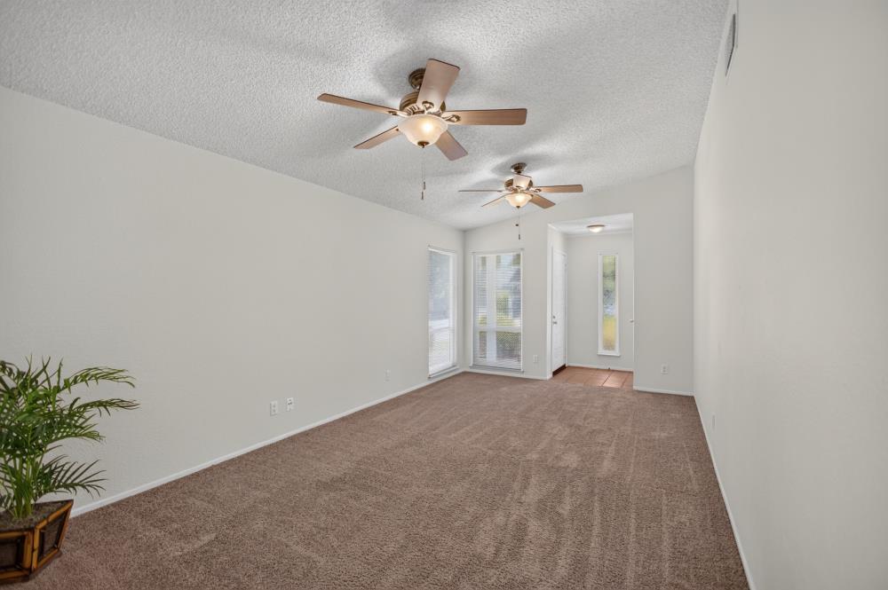 1810 Bandon Way