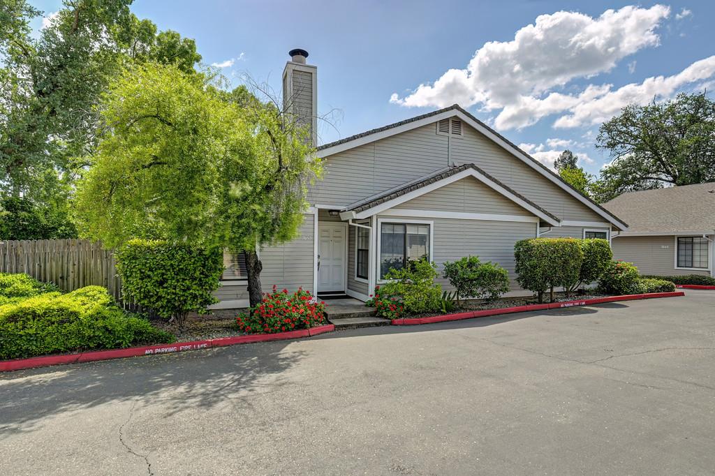 7657 Sunset Avenue