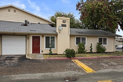 1819 S Cherokee Lane 67 Lodi CA 95240