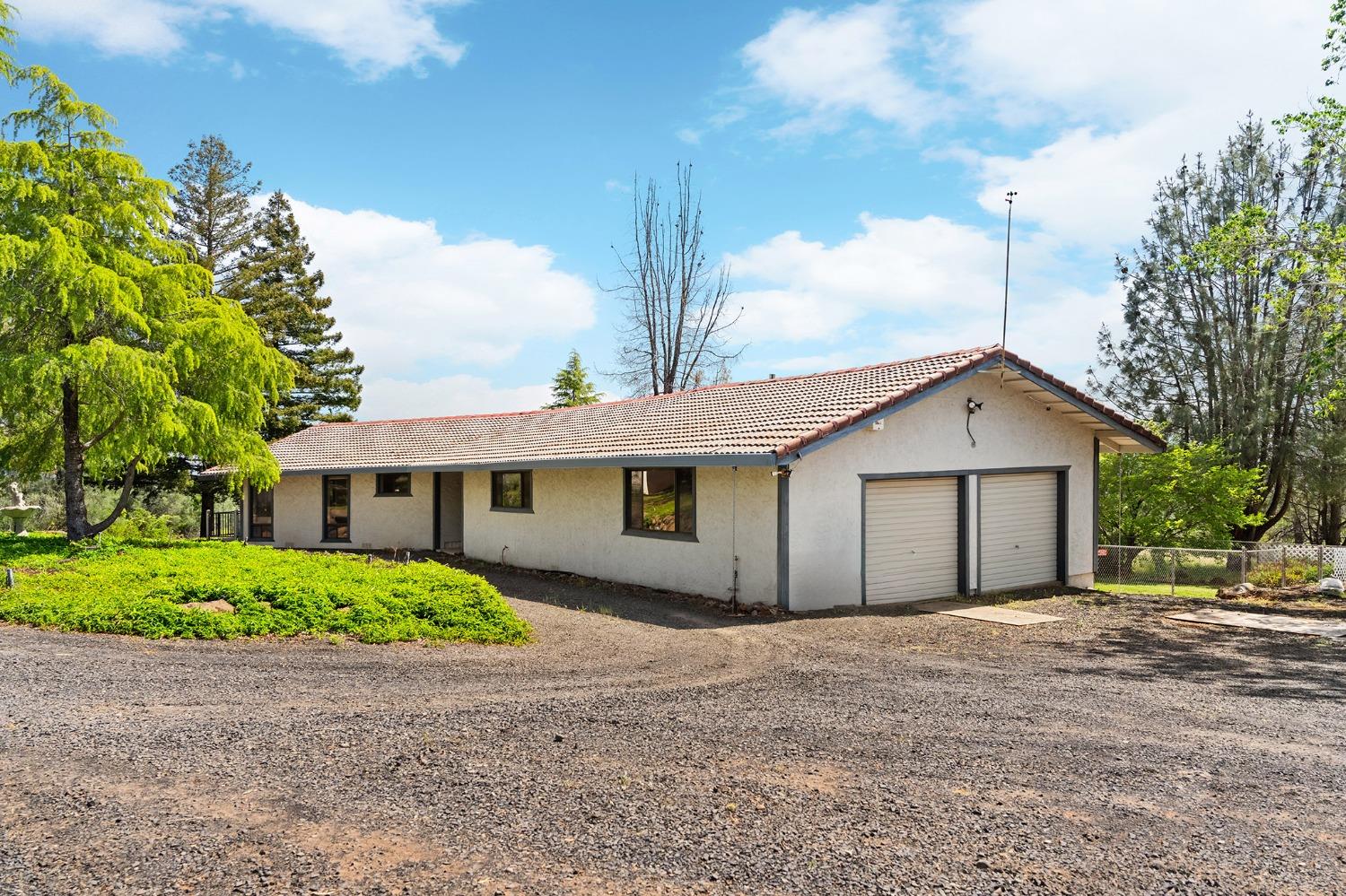 4444 Altatina Drive