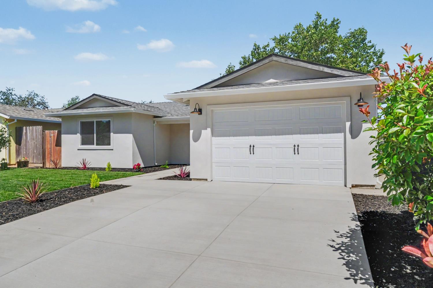 6181 Jack London Circle