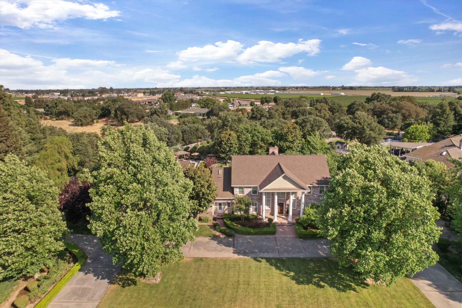 24646 Meadow Creek Court