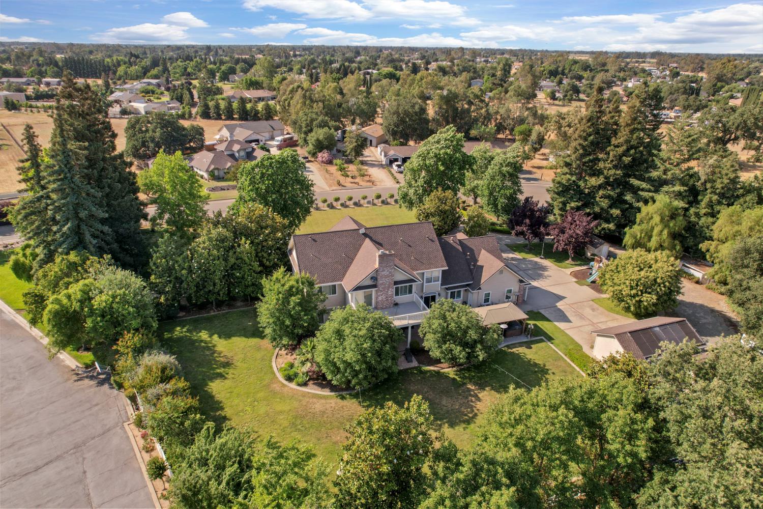 24646 Meadow Creek Court
