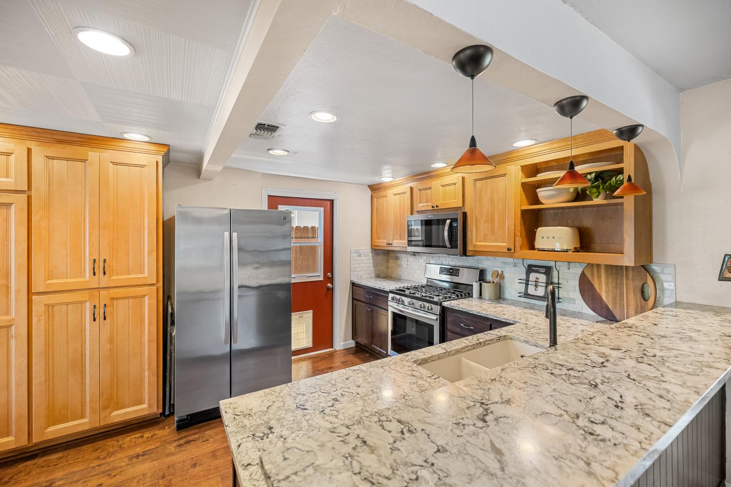 524 Sandburg Drive