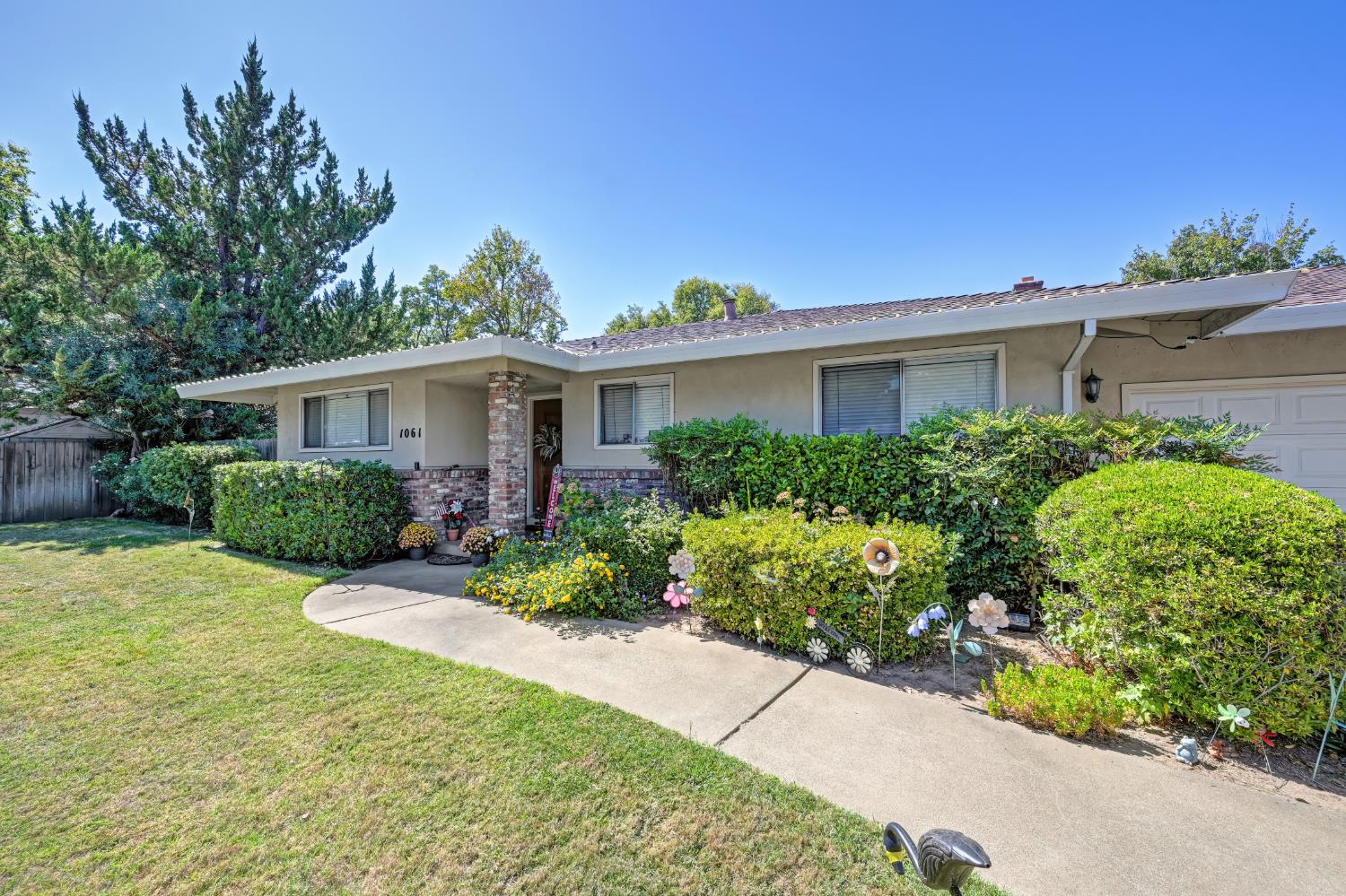 4790 American River Drive