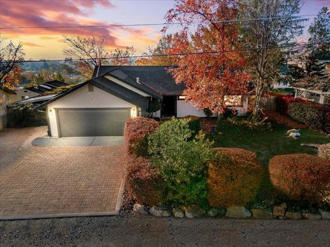 1445 Lowe Lane Auburn CA 95603