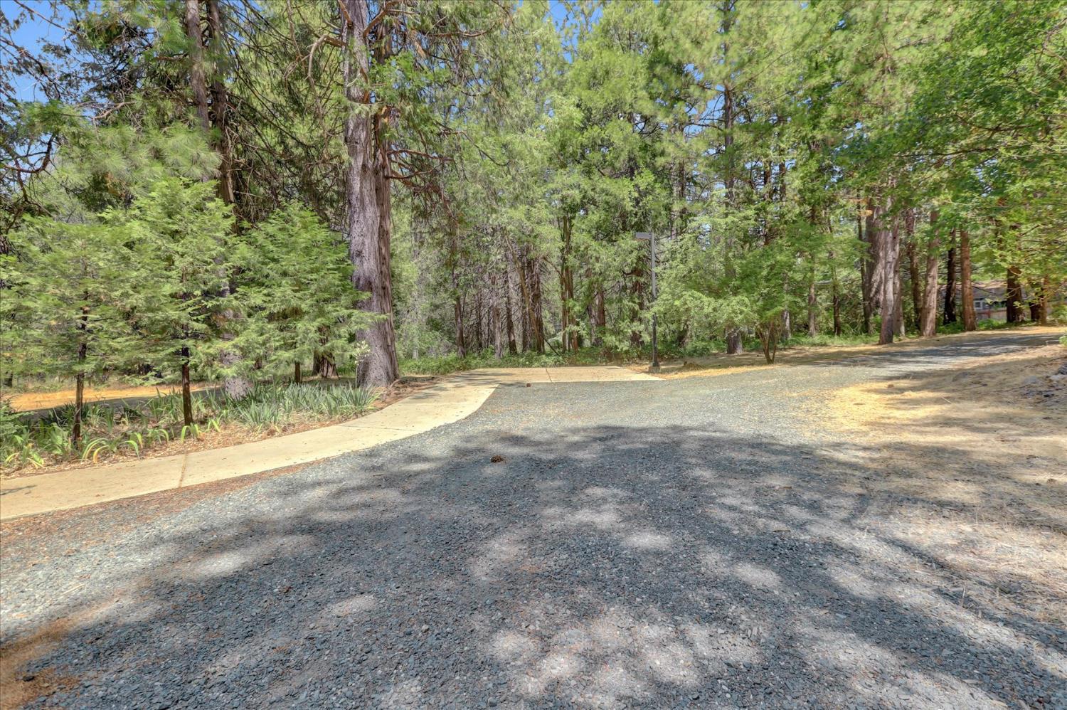 10973 Rough And Ready Highway