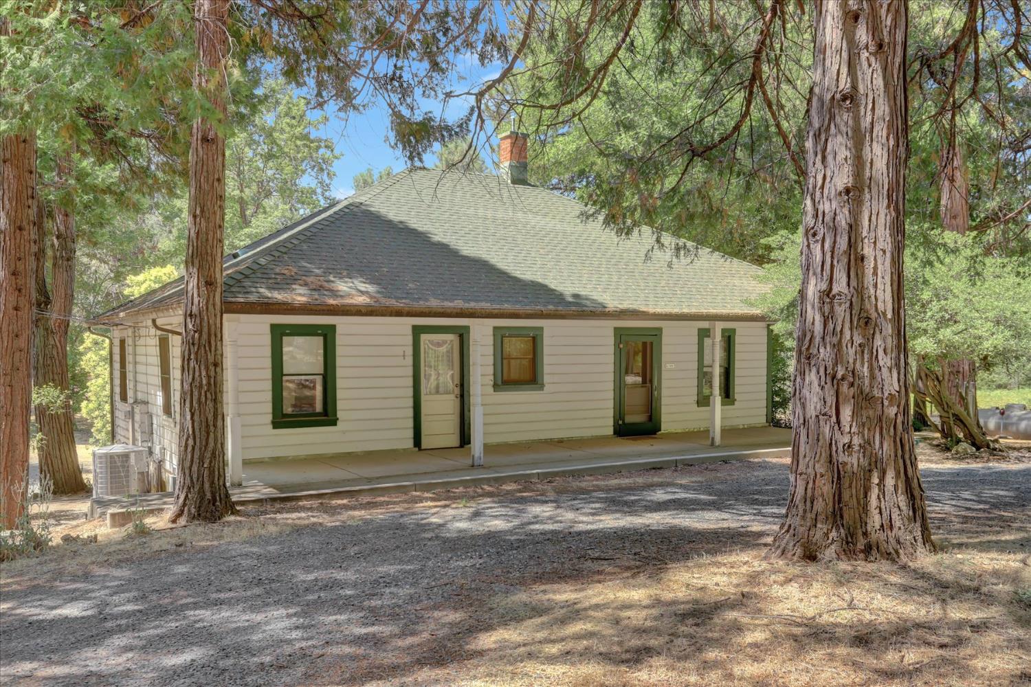 10973 Rough And Ready Highway