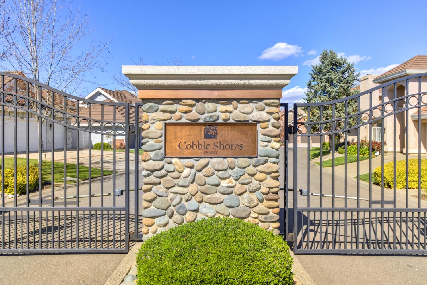 842 Cobble Cove Lane