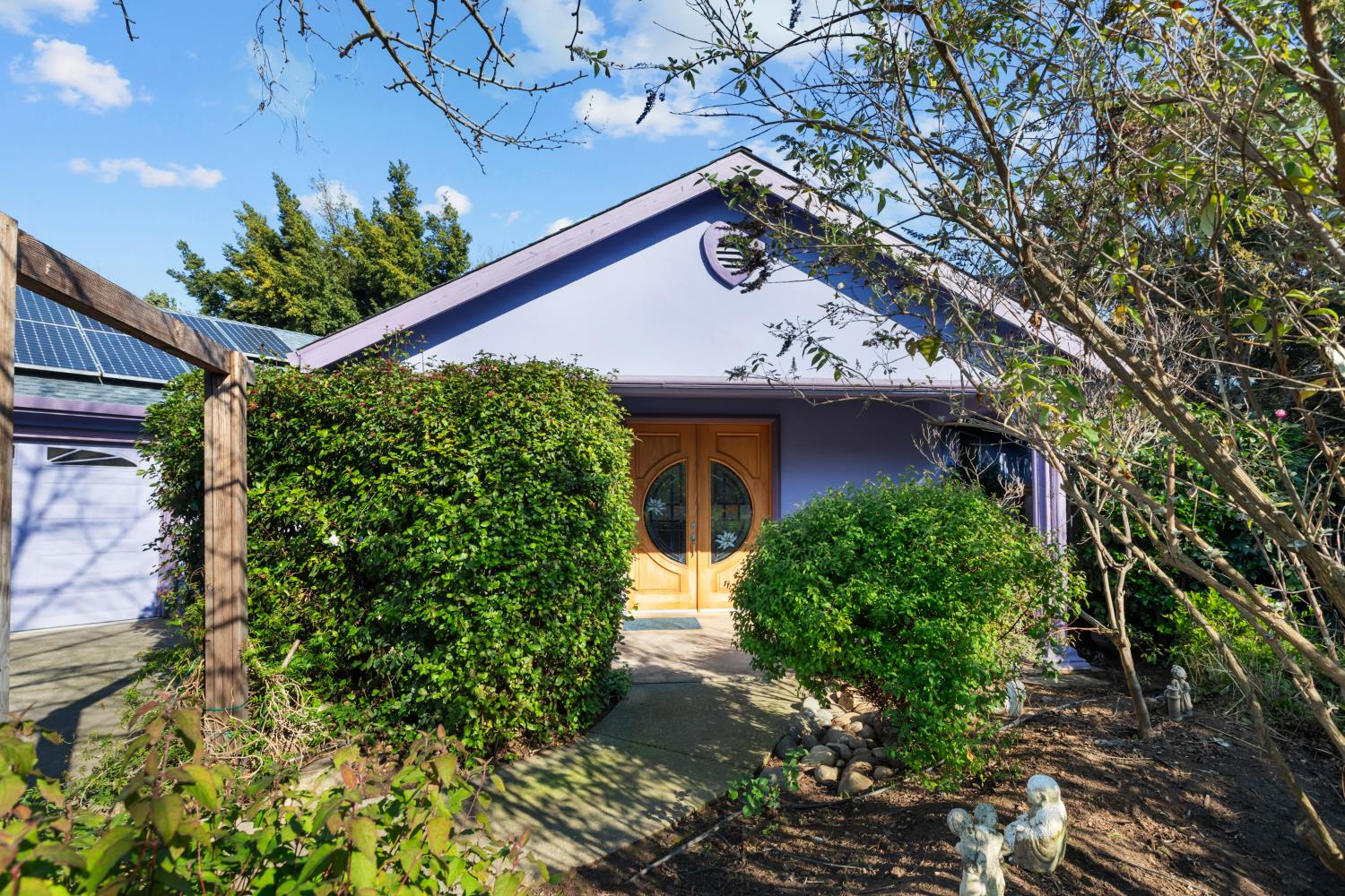 4838 Robertson Avenue