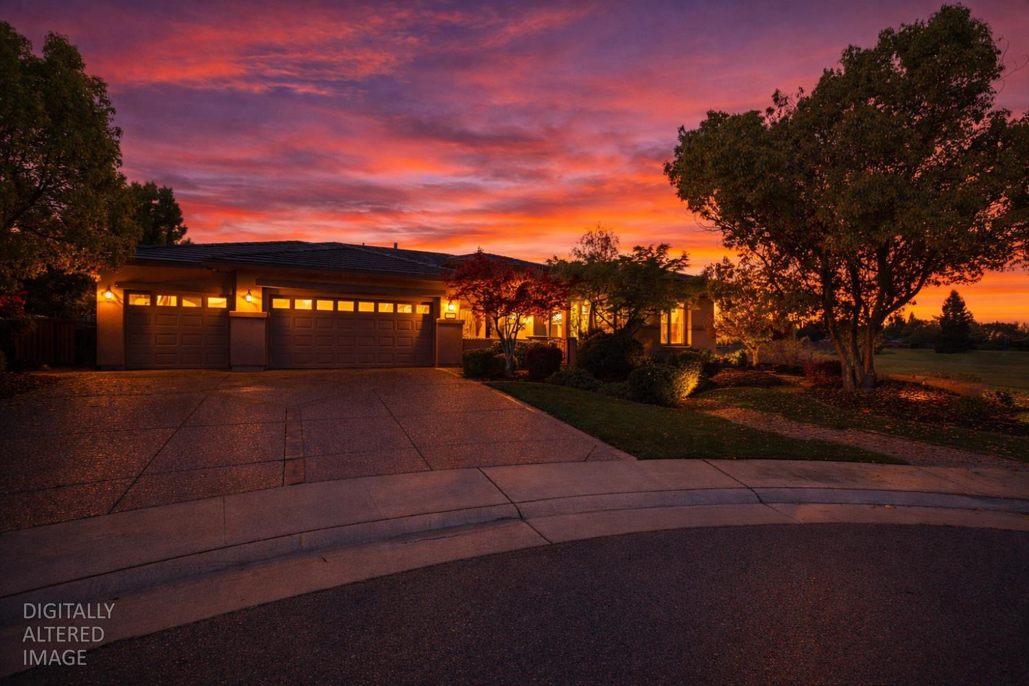 113 Lasso Lake Court