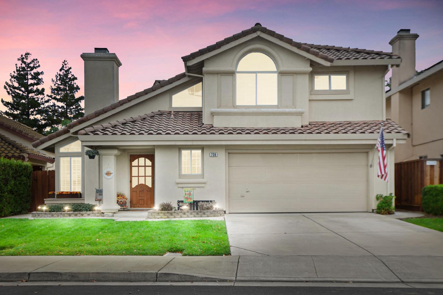 736 Hemmingway Court