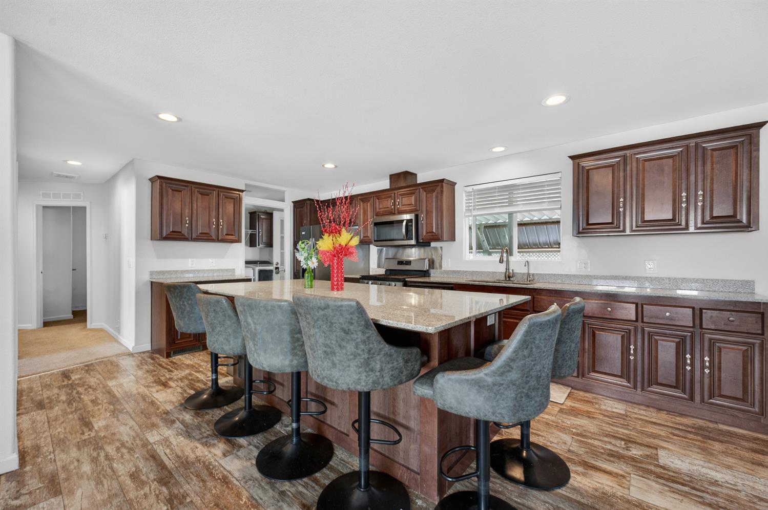 6410 Capital Circle 32