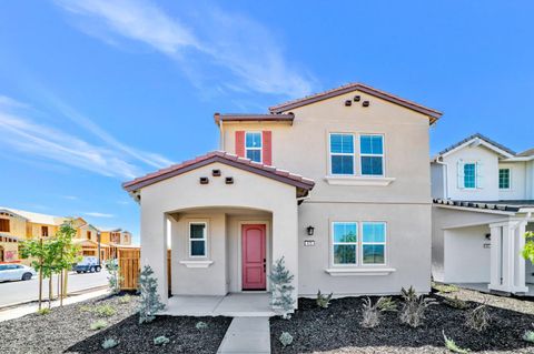 675 E Diaz Lane Mountain House CA 95391