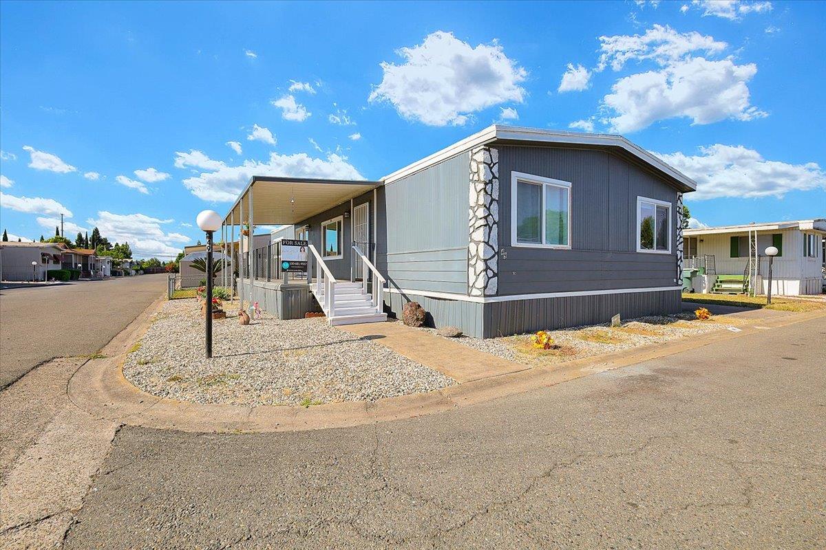 1155 Pease Road 49