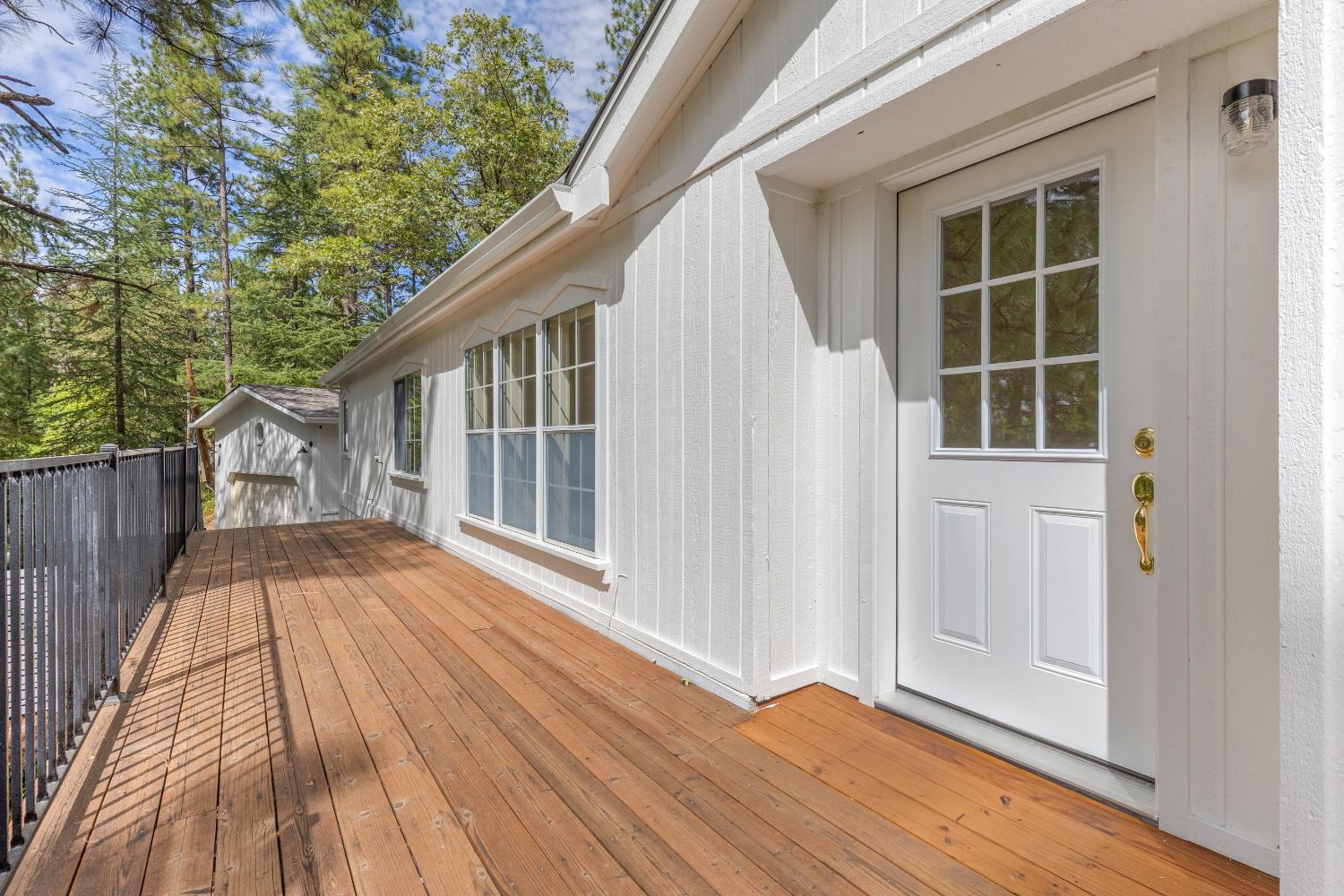 18506 Dunvegan Drive