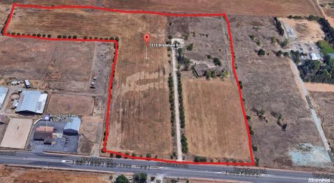 7315 Bradshaw Road Sacramento CA 95829