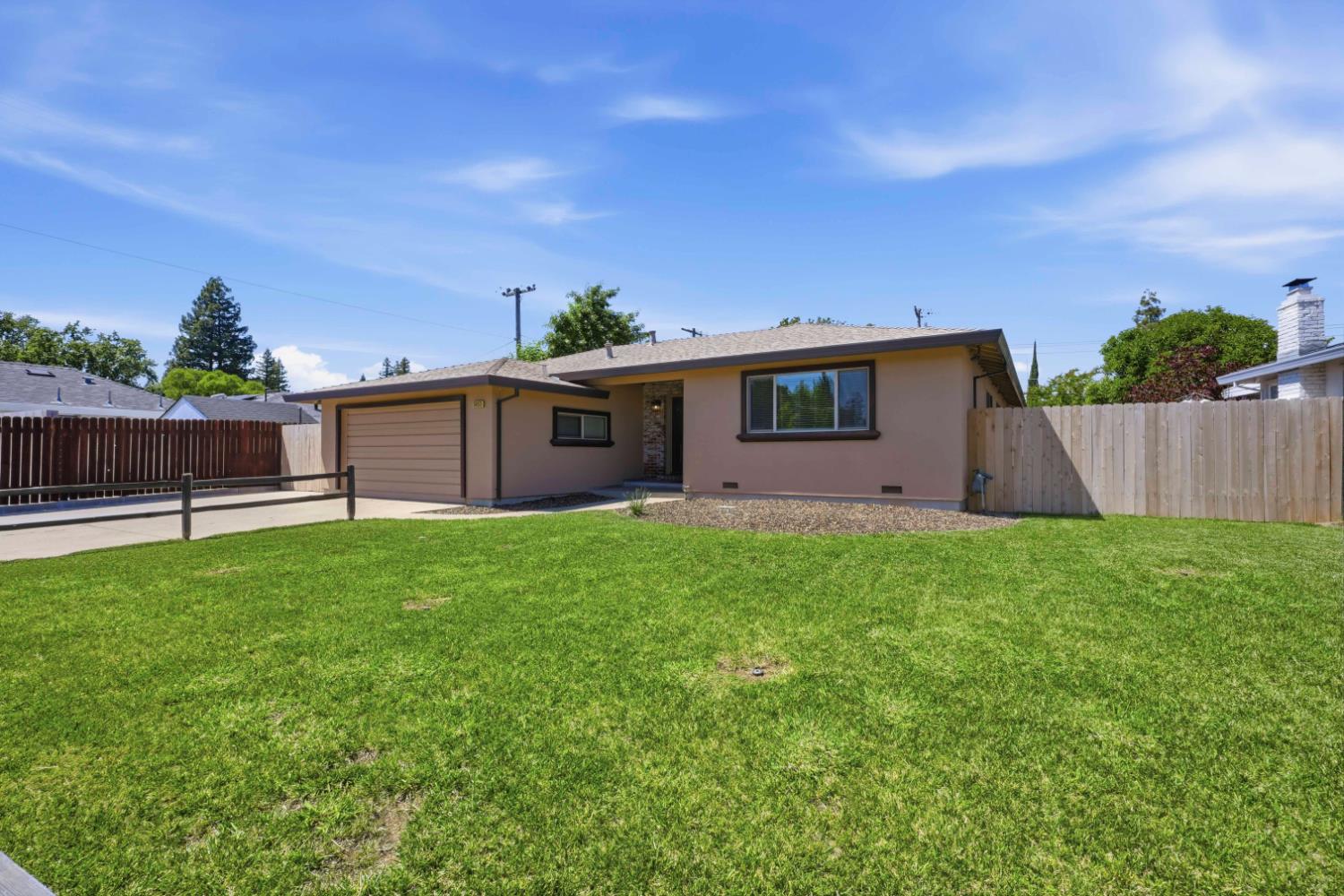 5453 Norway Drive