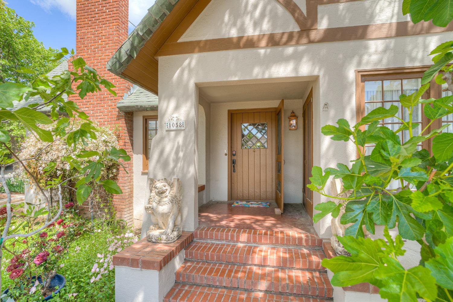 1058 Clay Street