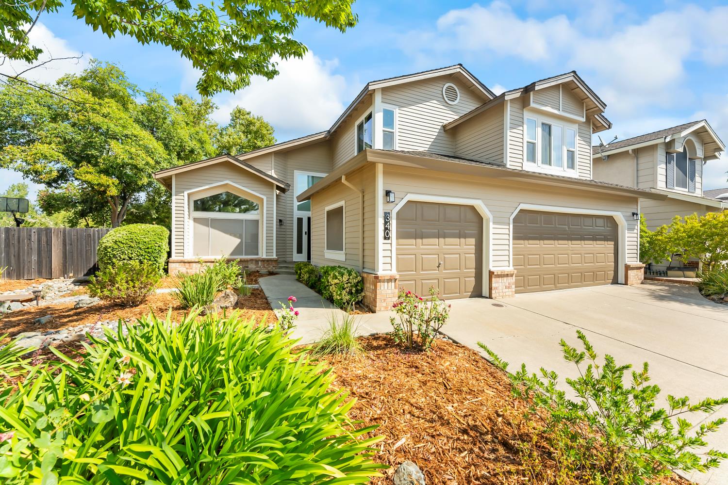 340 N Lexington Drive