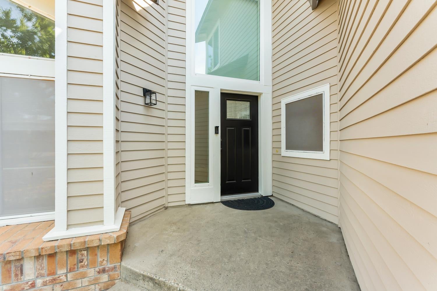 340 N Lexington Drive