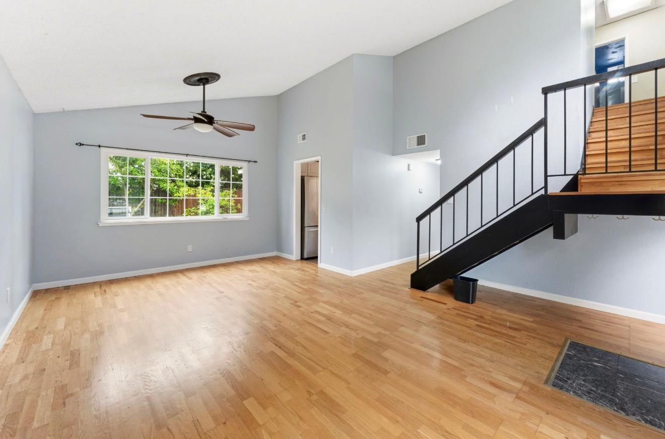 9621 Oaken Bucket Court