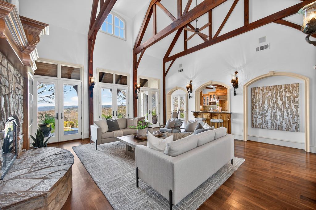 5001 Bent Creek Court