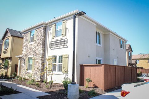 1709 Bounds Lane Woodland CA 95776