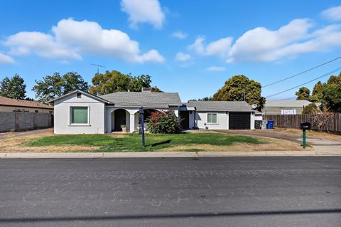 1535 Melrose Avenue Modesto CA 95350