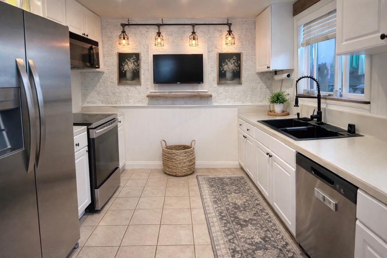 2515 Merrychase Drive F