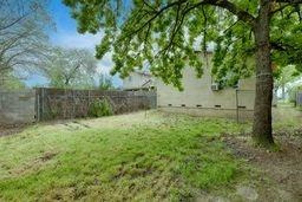 Photo of 1501 North Avenue, Sacramento, CA 95838 (MLS # 226005242)