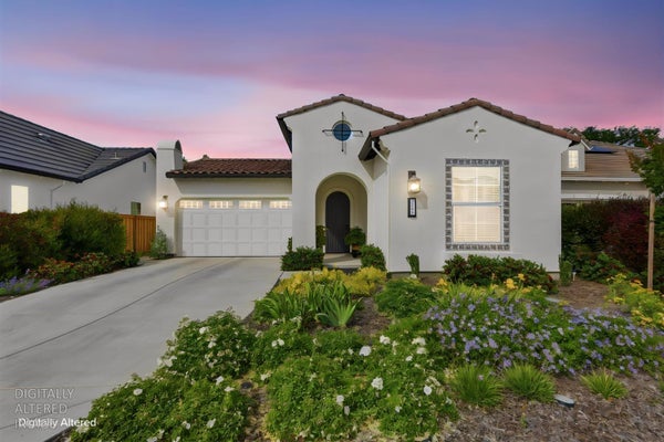 2269 5TH AVE, SACRAMENTO, CA 95818 - Image 54fbae6a68f41138ddebd728fb18dfd2/2390340072