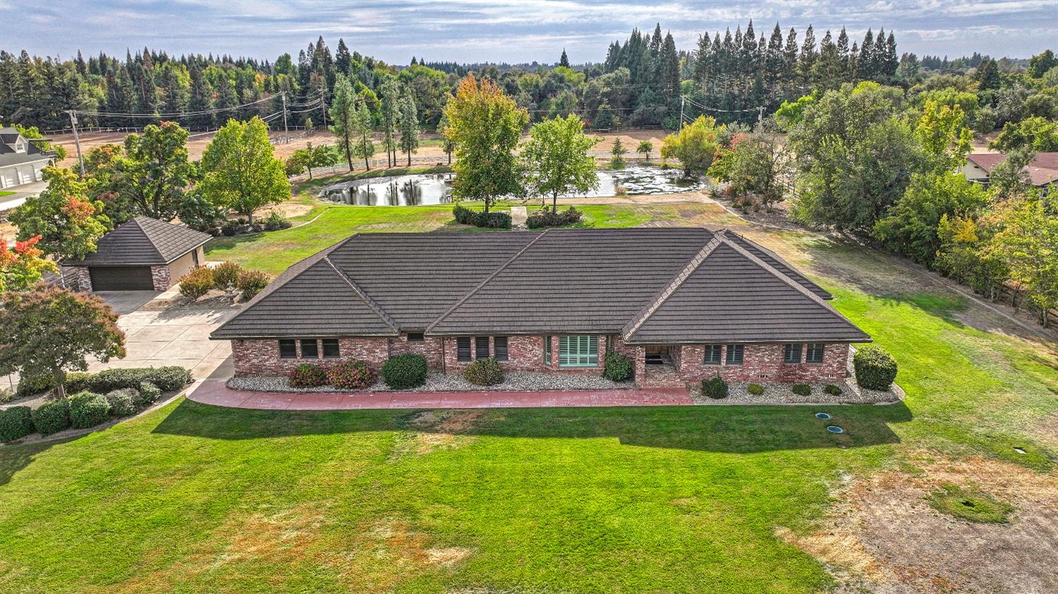 10696 Sheldon Woods Way