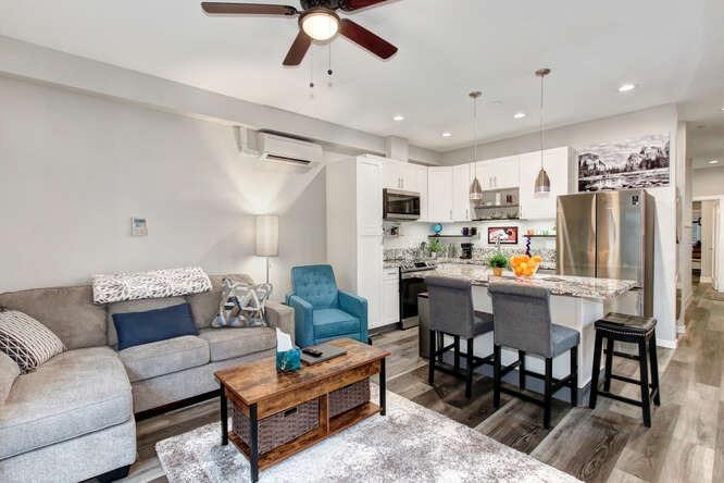 1409 Victorian Alley