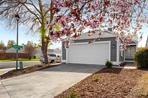 5924 Meadowdale Drive, Rocklin, CA 95677 - MLS#: 225030152