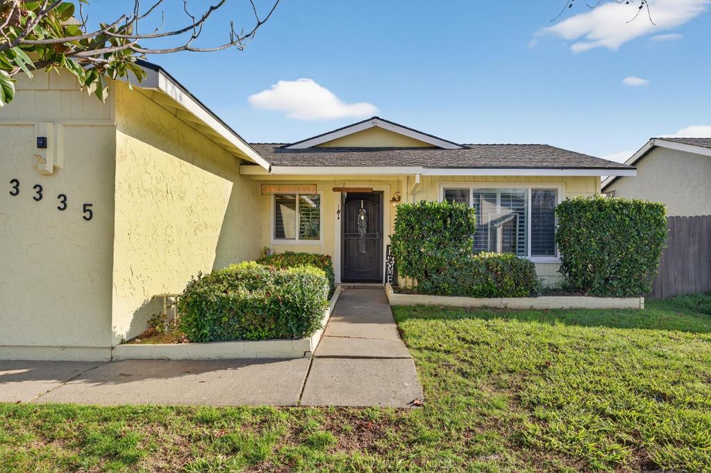 Photo of 3335 Zorina Way, Sacramento, CA 95826 (MLS # 226006252)