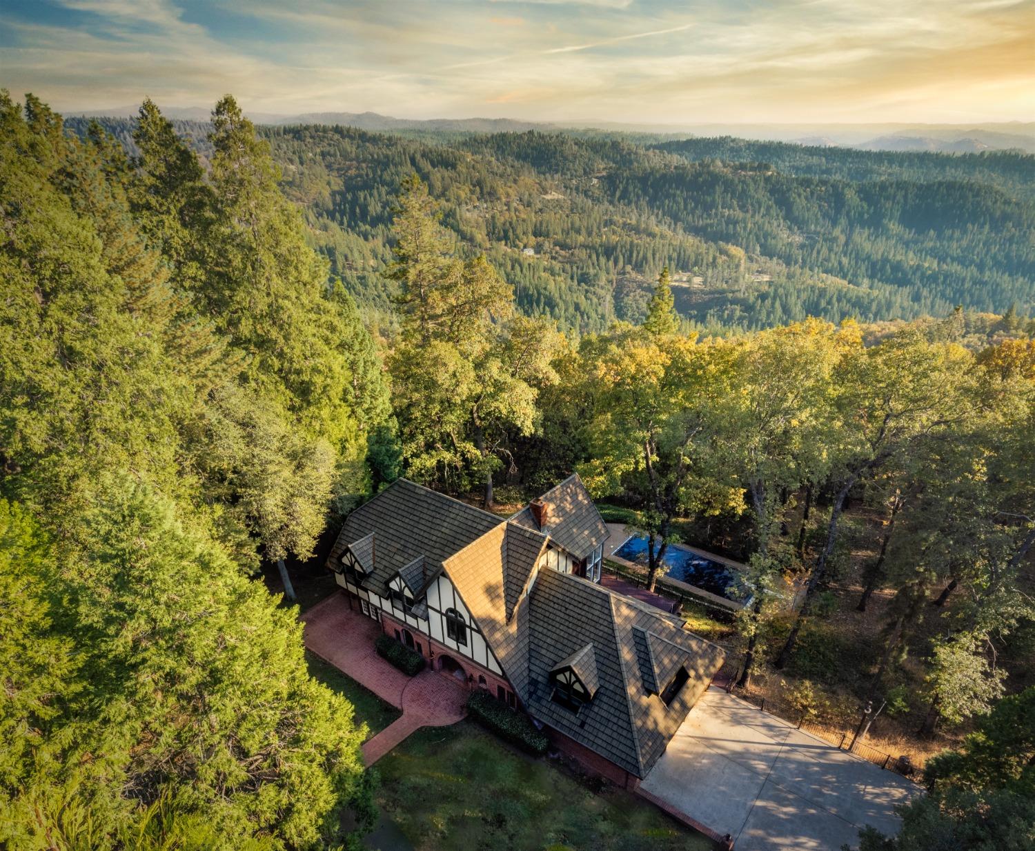 3961 Seven Ridges Road