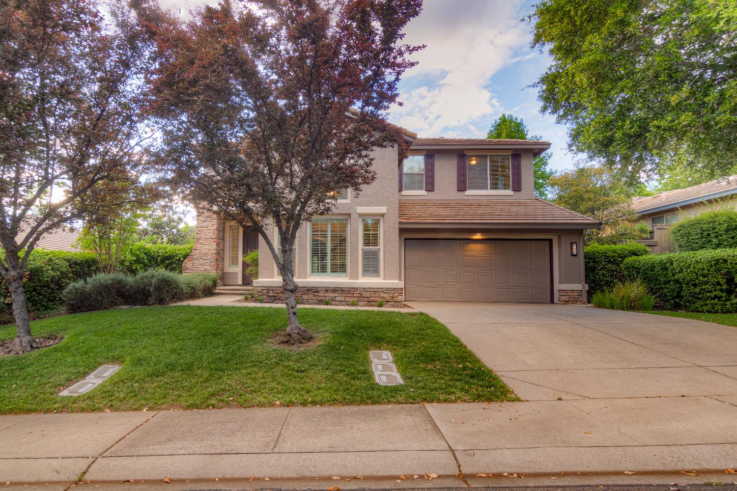 5102 Garlenda Drive