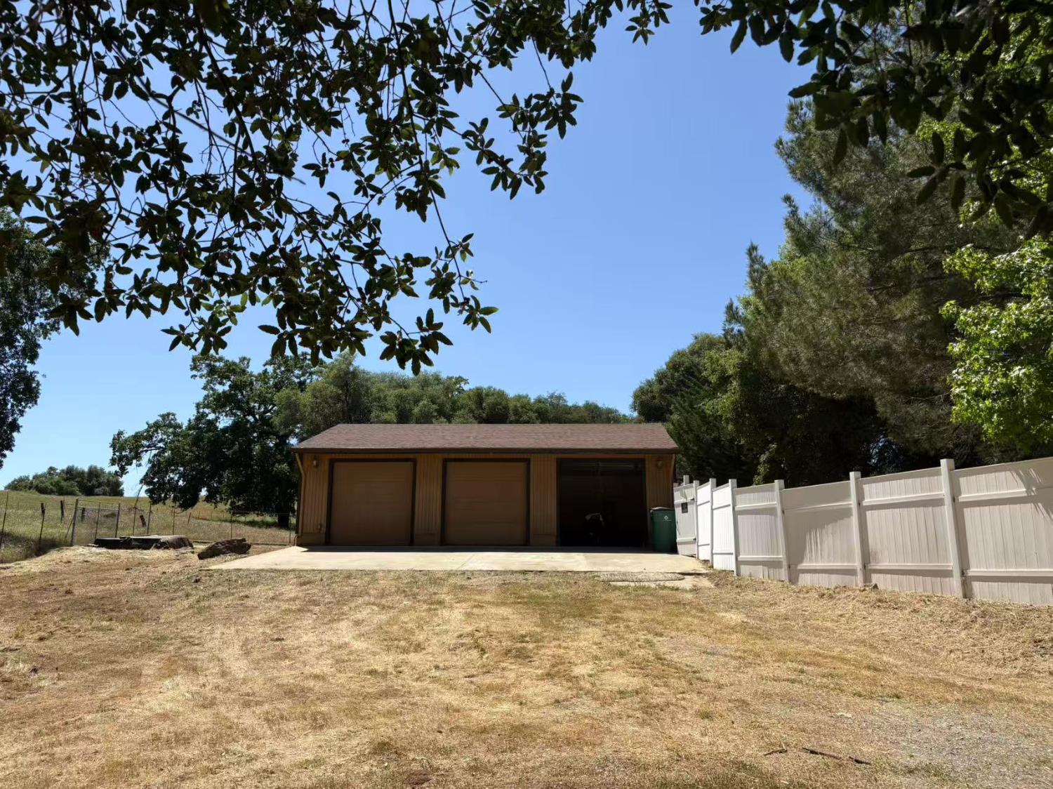 Somerset, California 95684, United States, 2 Bedrooms Bedrooms, ,3 BathroomsBathrooms,Residential,Active,155406