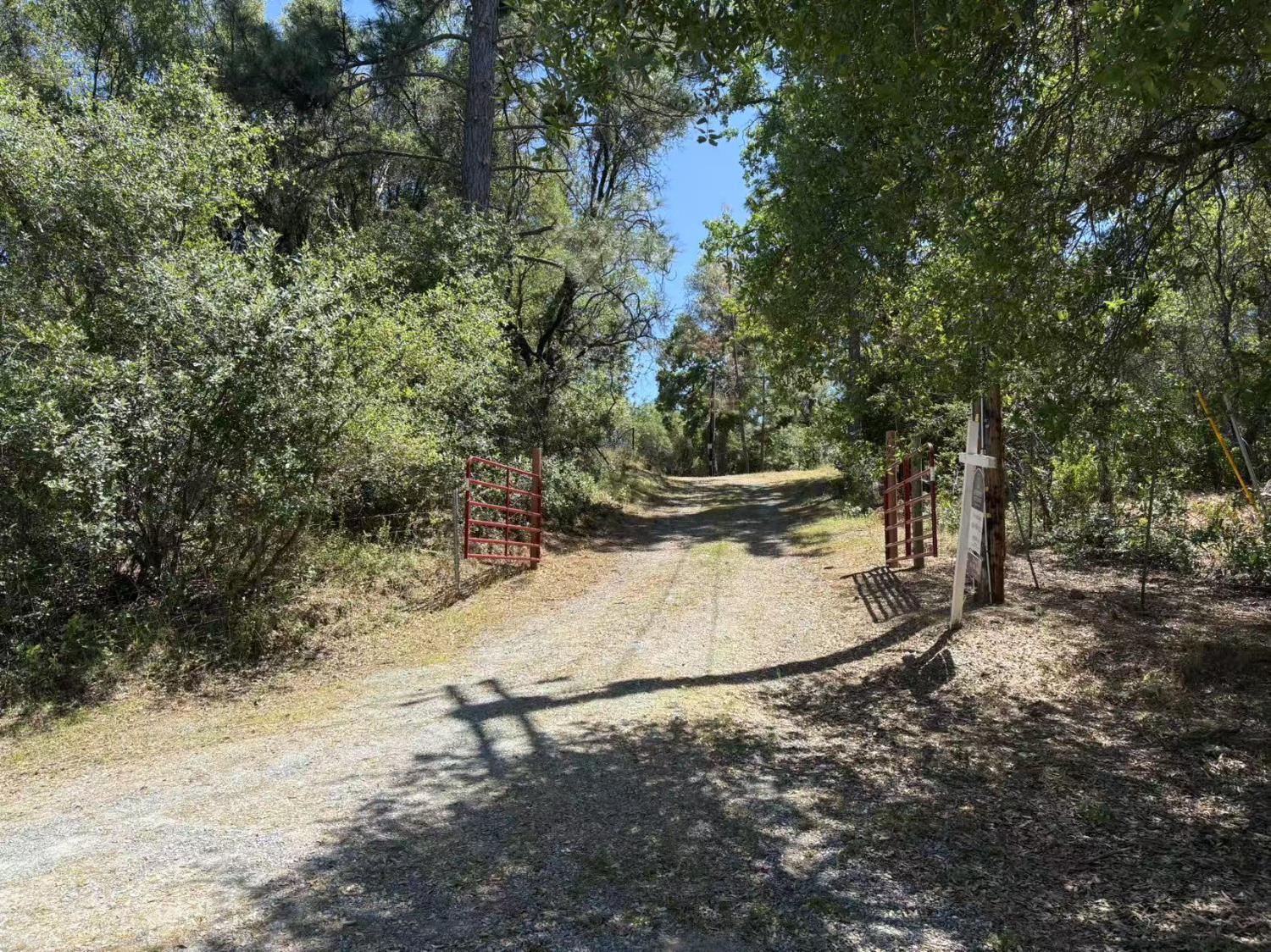 Somerset, California 95684, United States, 2 Bedrooms Bedrooms, ,3 BathroomsBathrooms,Residential,Active,155406