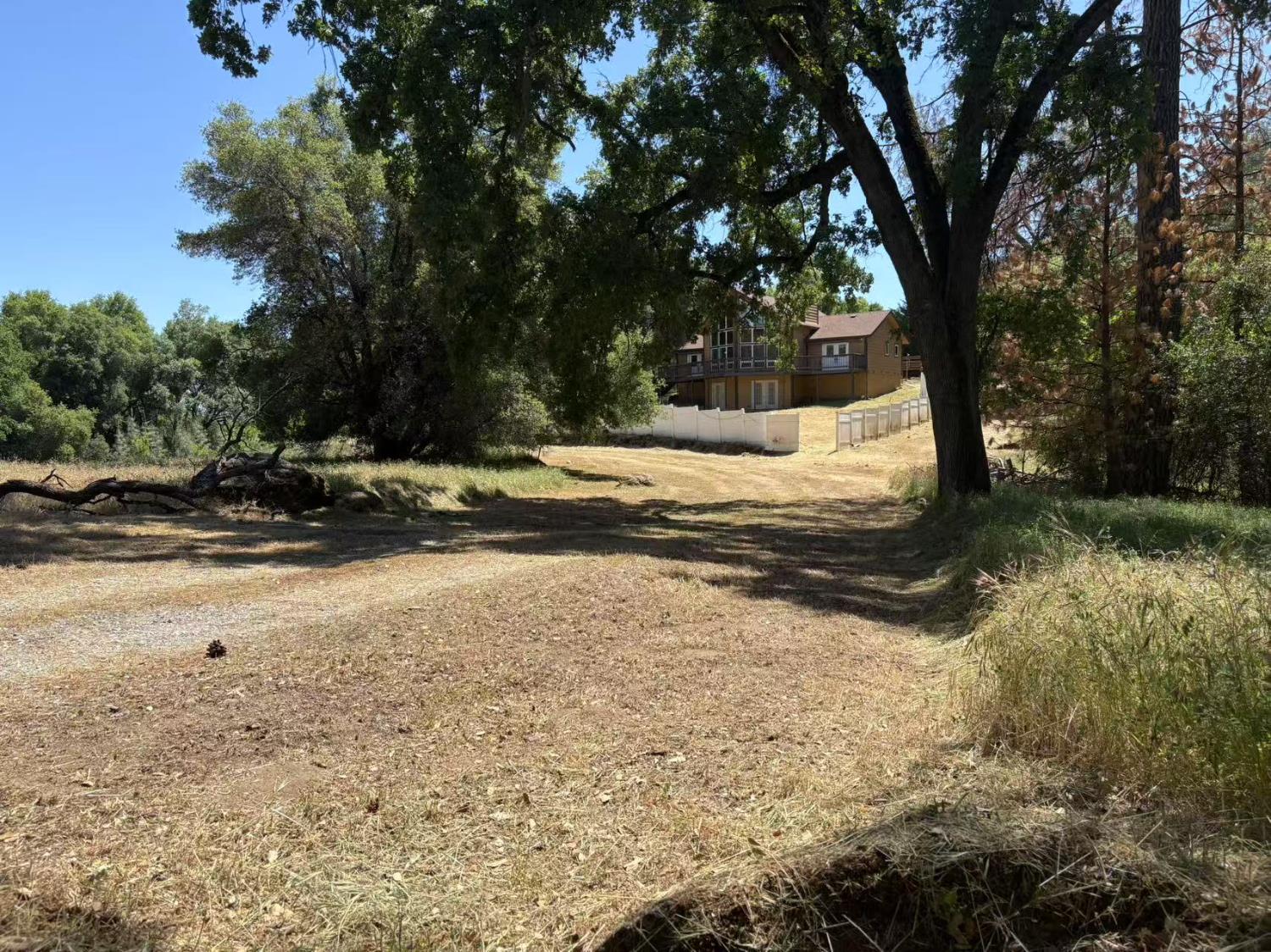 Somerset, California 95684, United States, 2 Bedrooms Bedrooms, ,3 BathroomsBathrooms,Residential,Active,155406