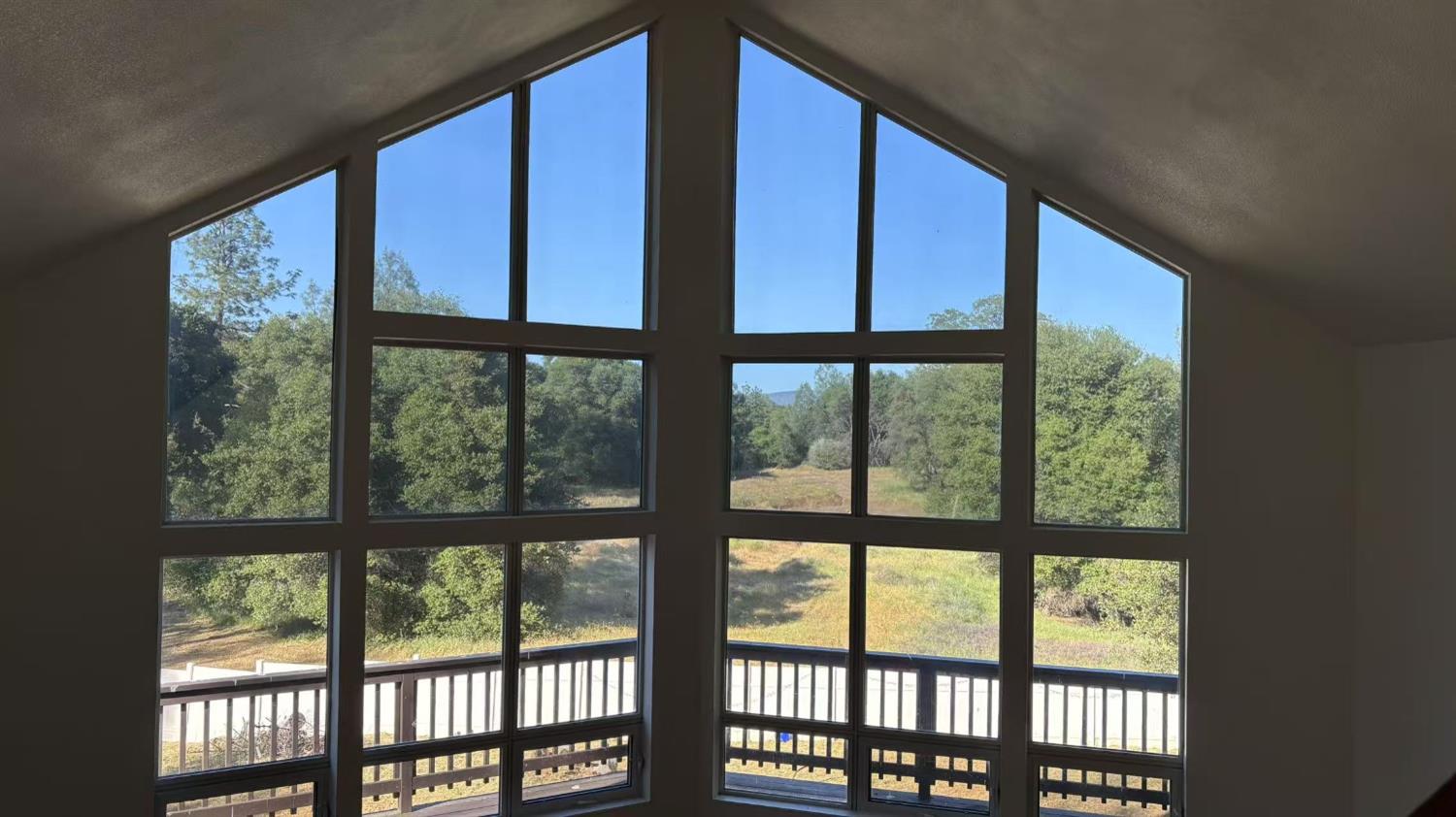 Somerset, California 95684, United States, 2 Bedrooms Bedrooms, ,3 BathroomsBathrooms,Residential,Active,155406