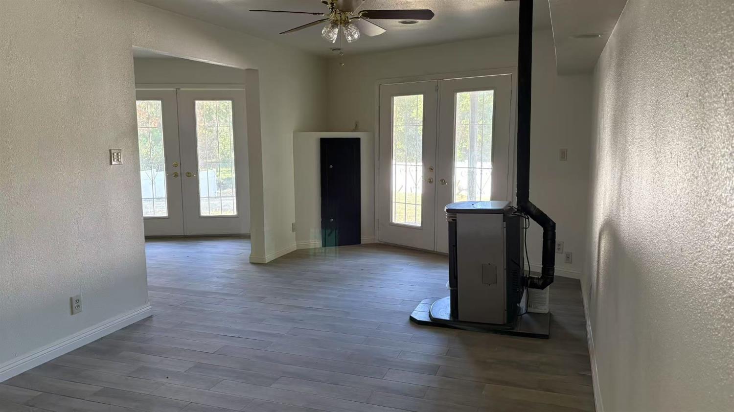 Somerset, California 95684, United States, 2 Bedrooms Bedrooms, ,3 BathroomsBathrooms,Residential,Active,155406