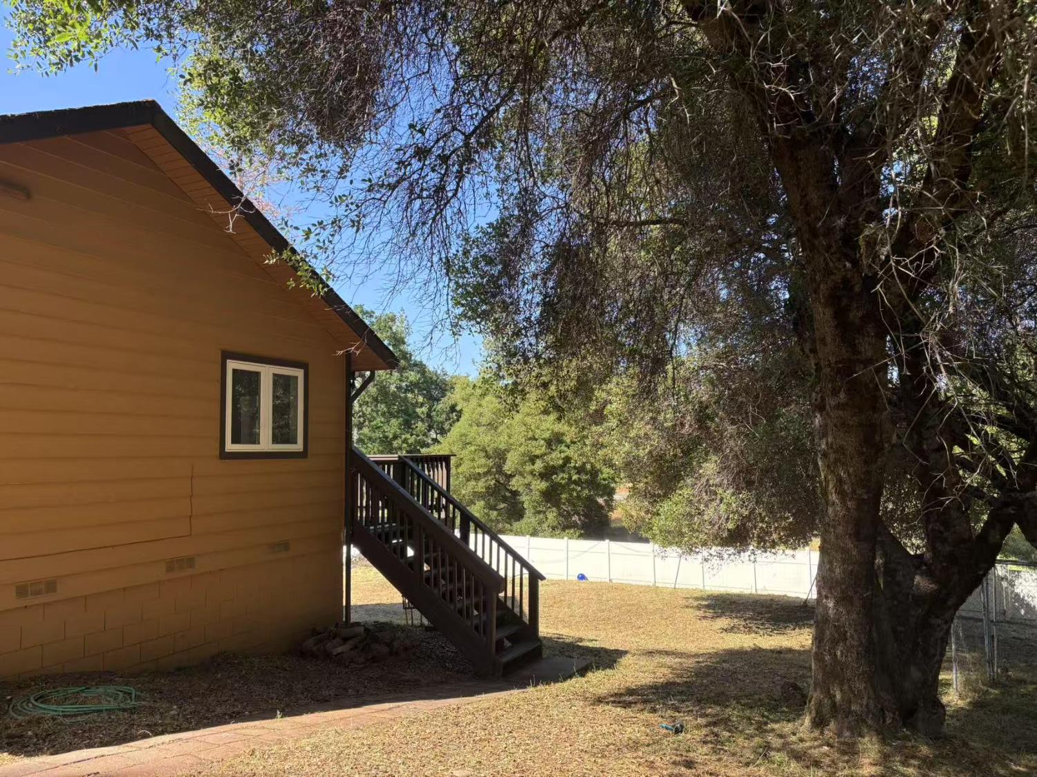 Somerset, California 95684, United States, 2 Bedrooms Bedrooms, ,3 BathroomsBathrooms,Residential,Active,155406