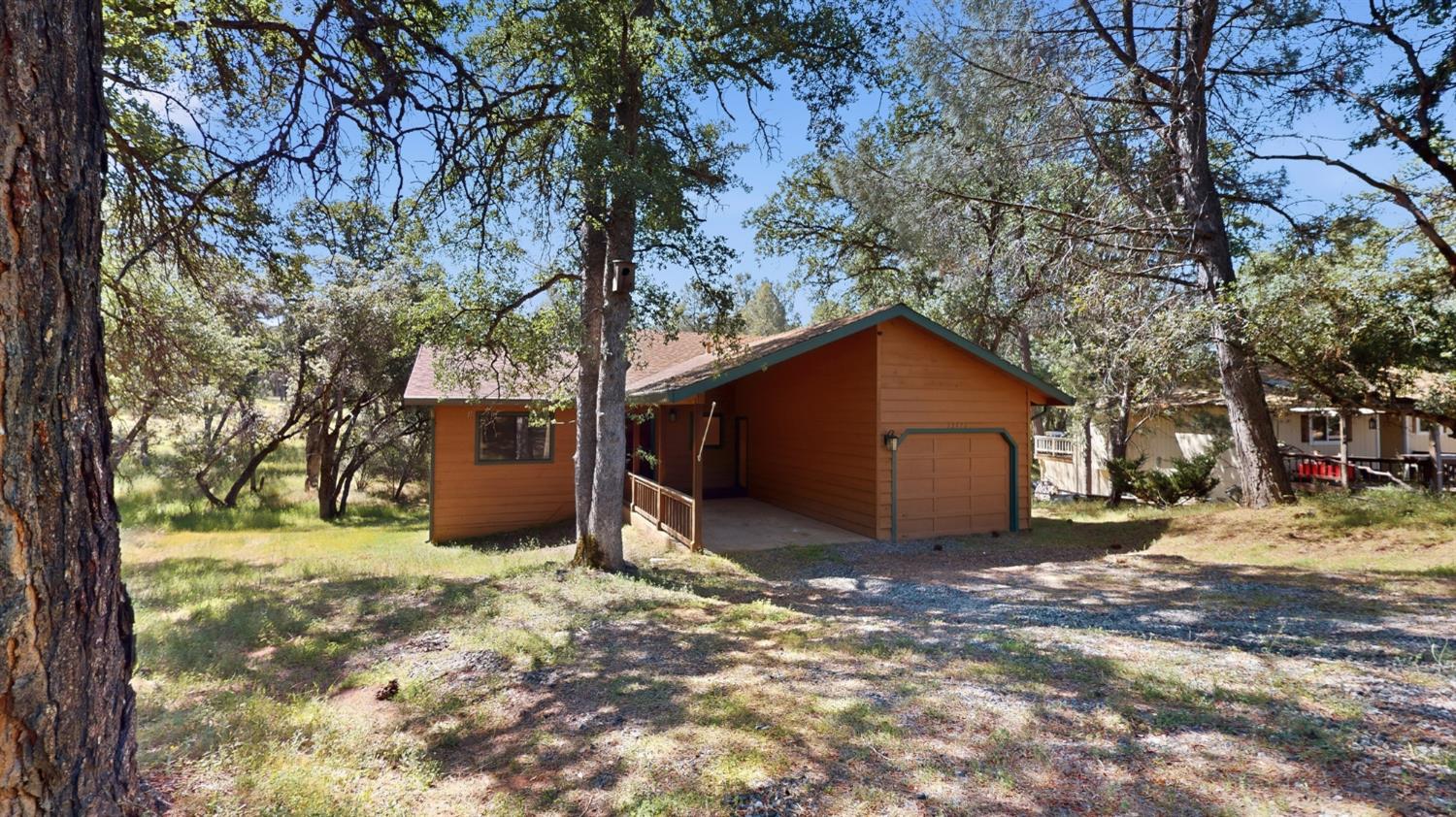 12876 Green Valley Circle