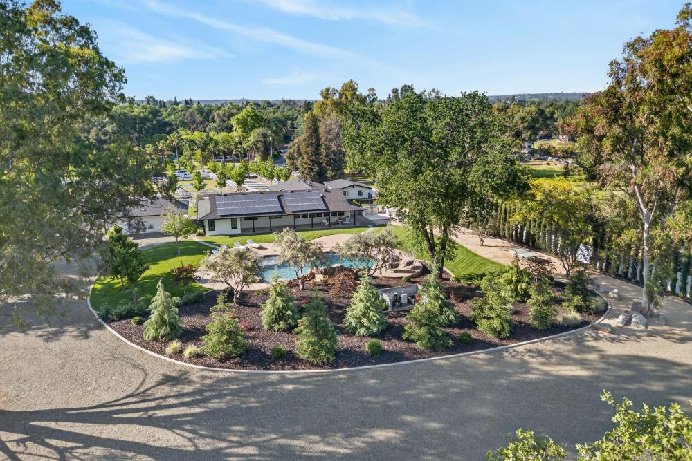 4305 Indian Creek Drive